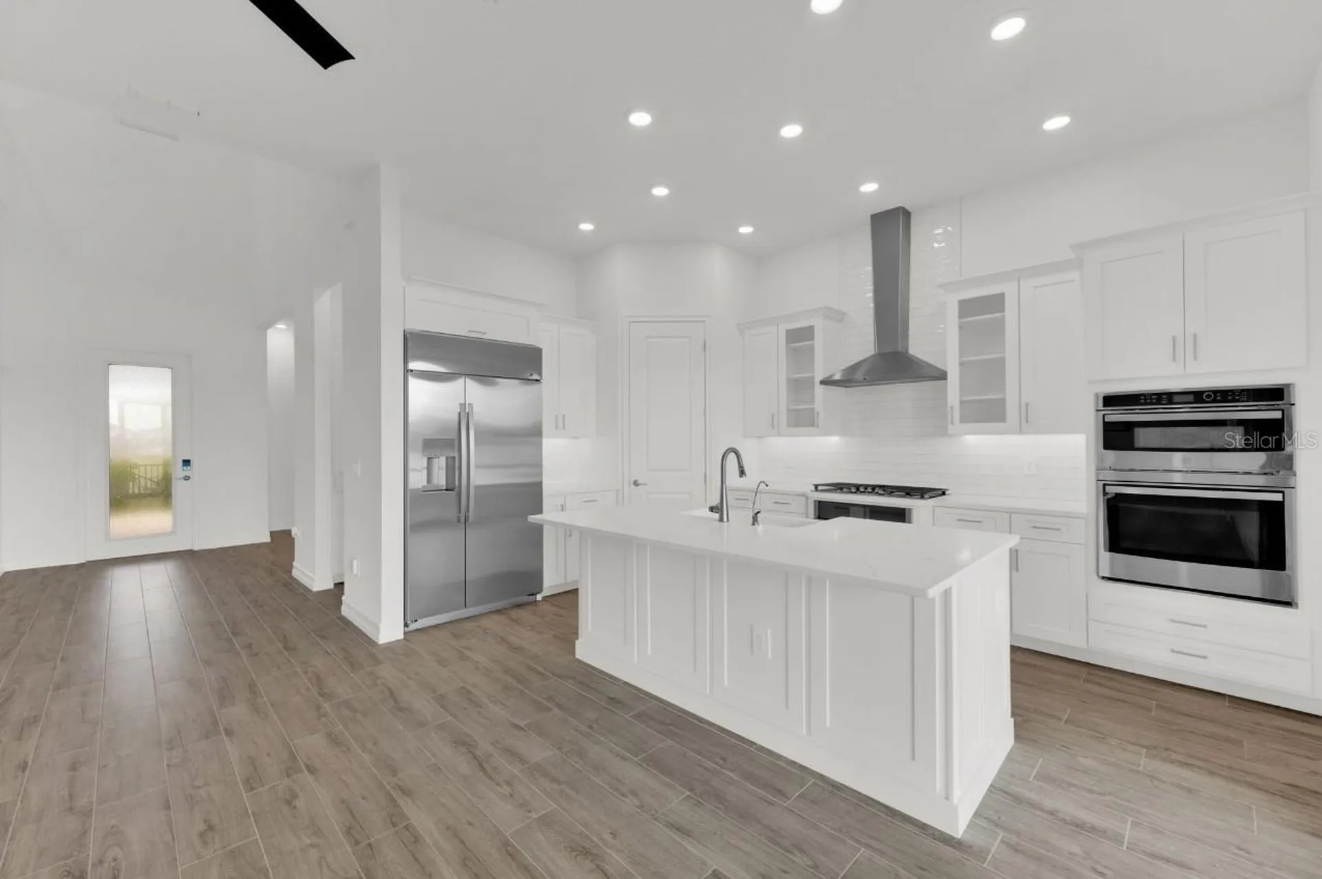 1112 Seagrape Drive Ruskin FL 33570