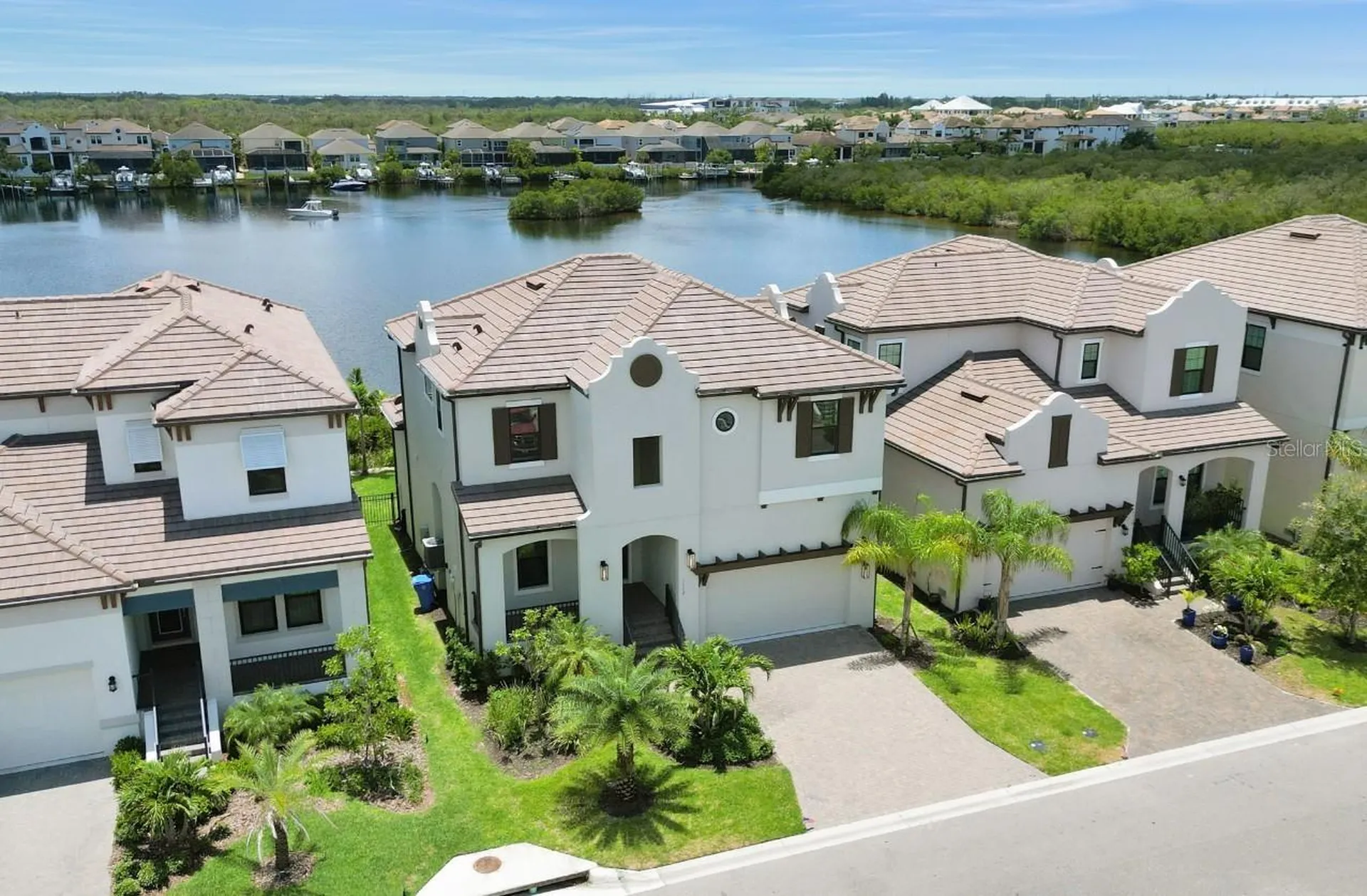 1112 Seagrape Drive Ruskin FL 33570