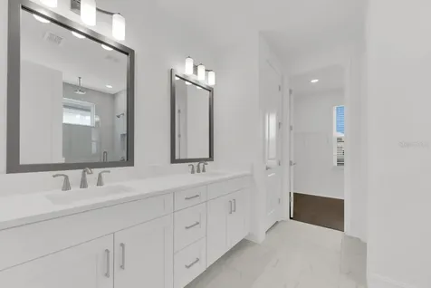1112 Seagrape Drive Ruskin FL 33570