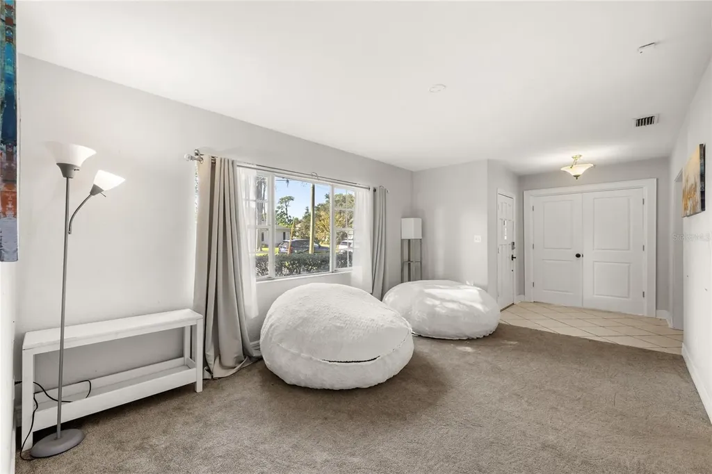 807 Silver Drive Orlando FL 32804