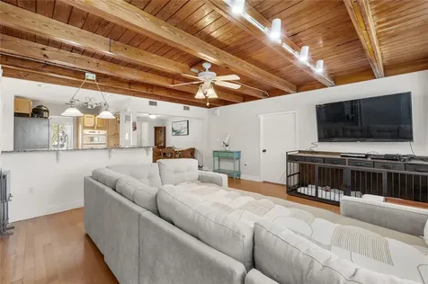 807 Silver Drive Orlando FL 32804