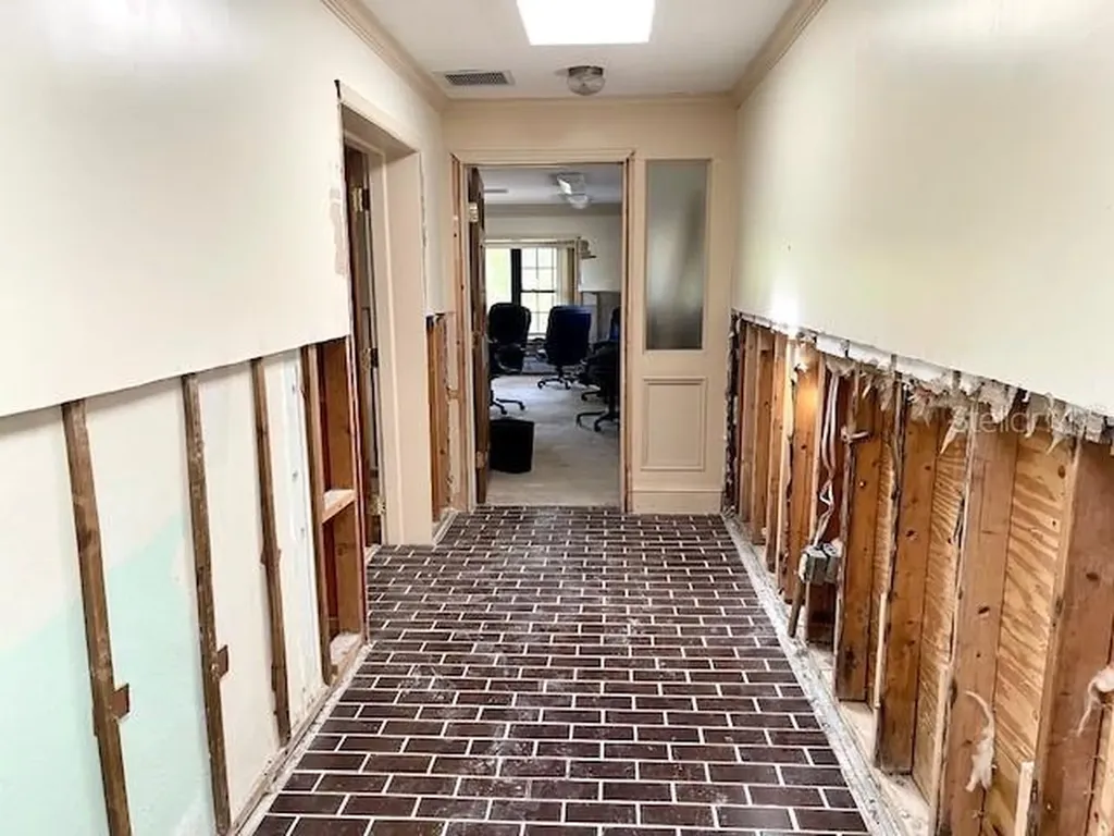 605 Palm Boulevard Dunedin FL 34698