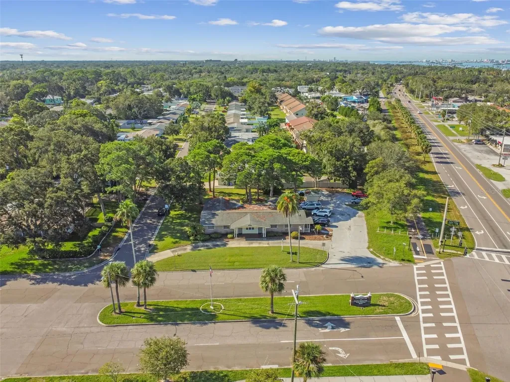 605 Palm Boulevard Dunedin FL 34698