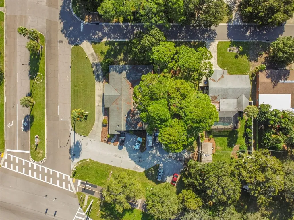 605 Palm Boulevard Dunedin FL 34698