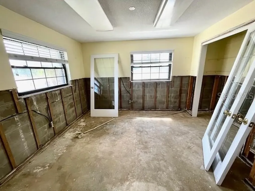 605 Palm Boulevard Dunedin FL 34698