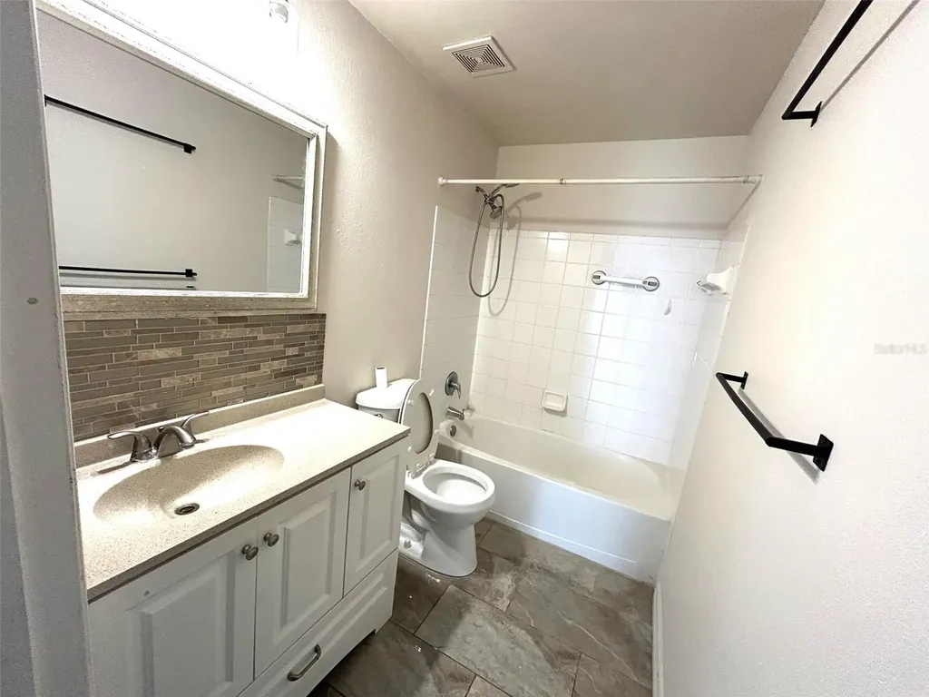 2015 Erving Circle Ocoee FL 34761