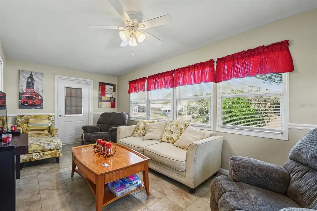 3902 Julie Drive Wesley Chapel FL 33543