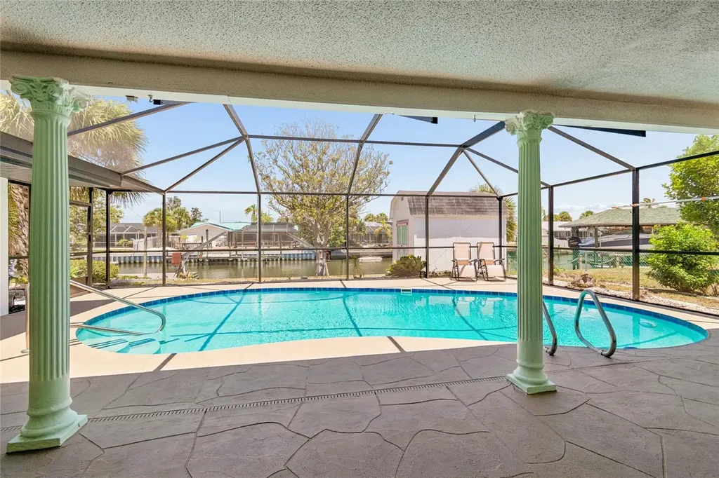6331 Cocoa Lane Apollo Beach FL 33572
