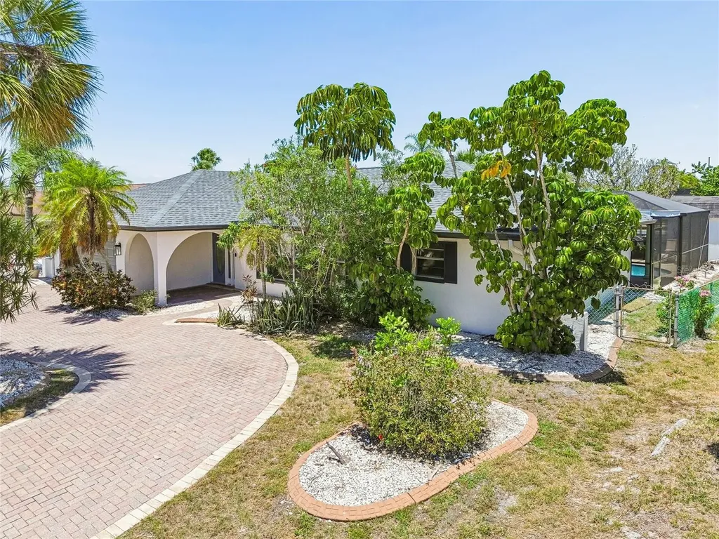 6331 Cocoa Lane Apollo Beach FL 33572