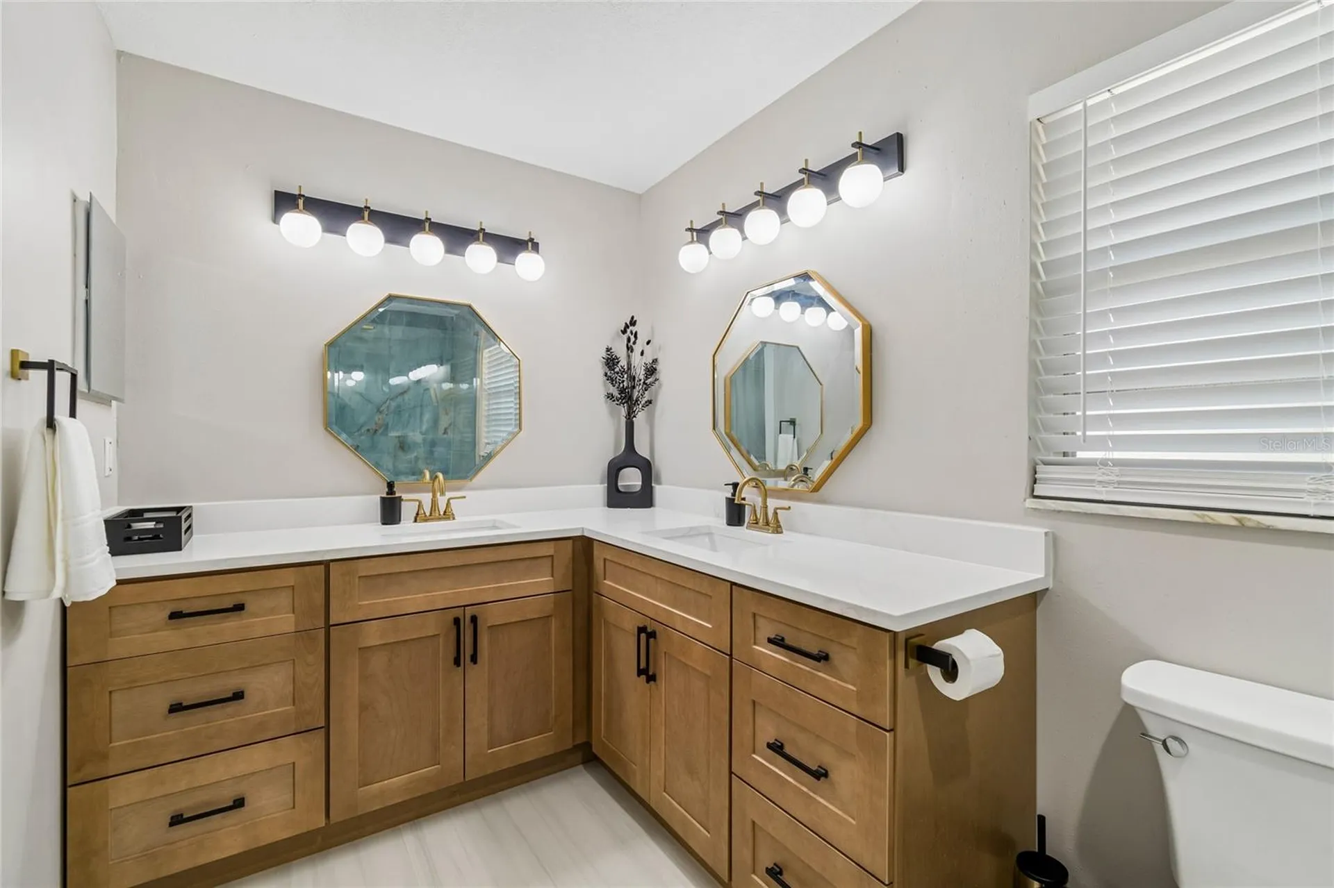 6331 Cocoa Lane Apollo Beach FL 33572