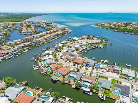 6331 Cocoa Lane Apollo Beach FL 33572