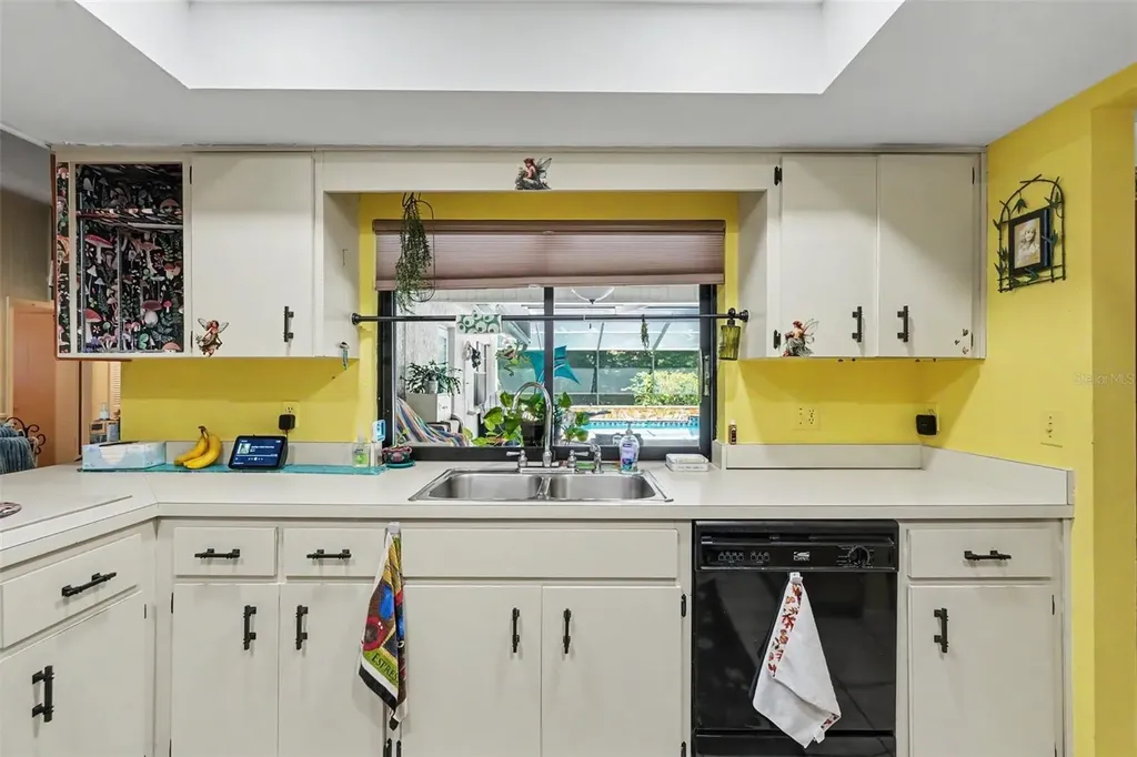 165 Woodcutter Lane Palm Harbor FL 34683