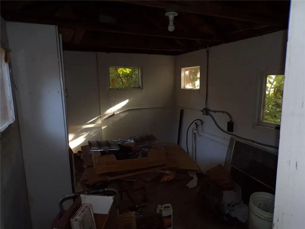 1938 Virginia Avenue Tarpon Springs FL 34689