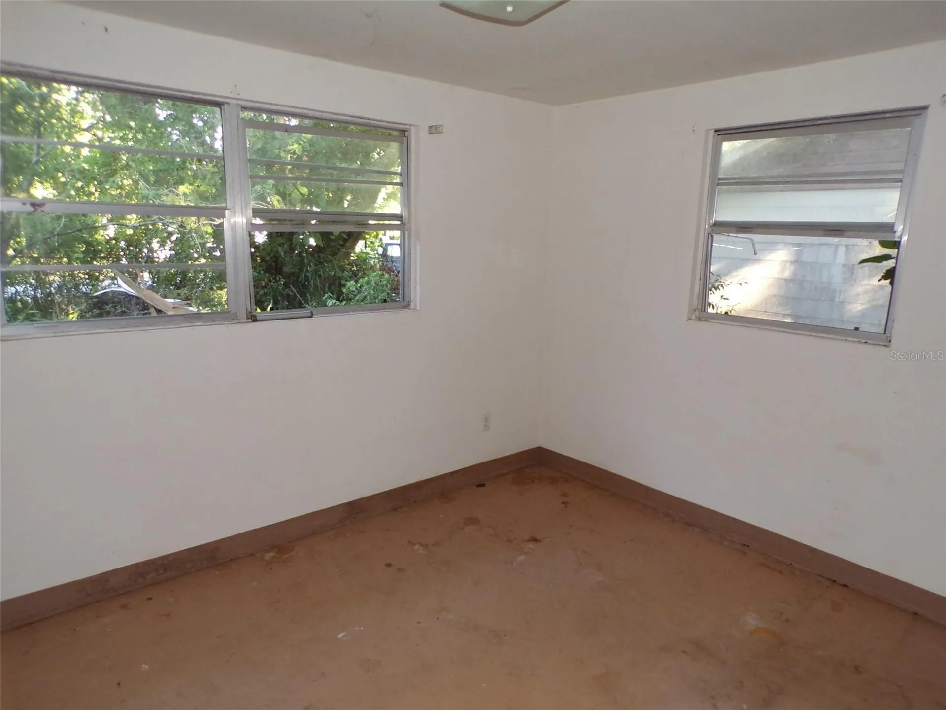 1938 Virginia Avenue Tarpon Springs FL 34689