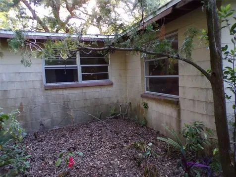 1938 Virginia Avenue Tarpon Springs FL 34689