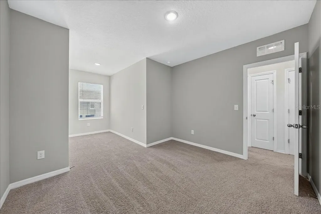 8655 Falling Blue Place Riverview FL 33578