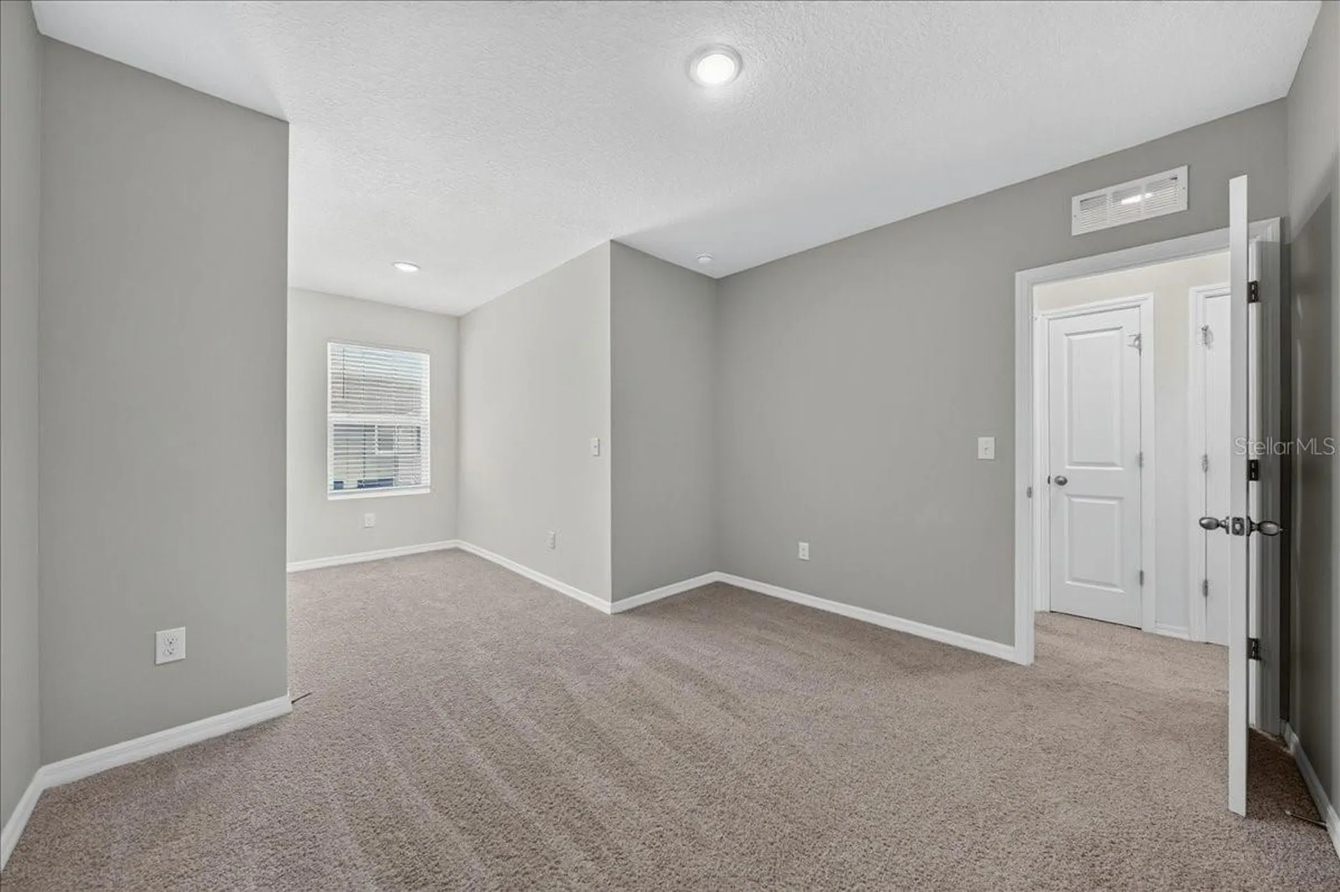 8655 Falling Blue Place Riverview FL 33578
