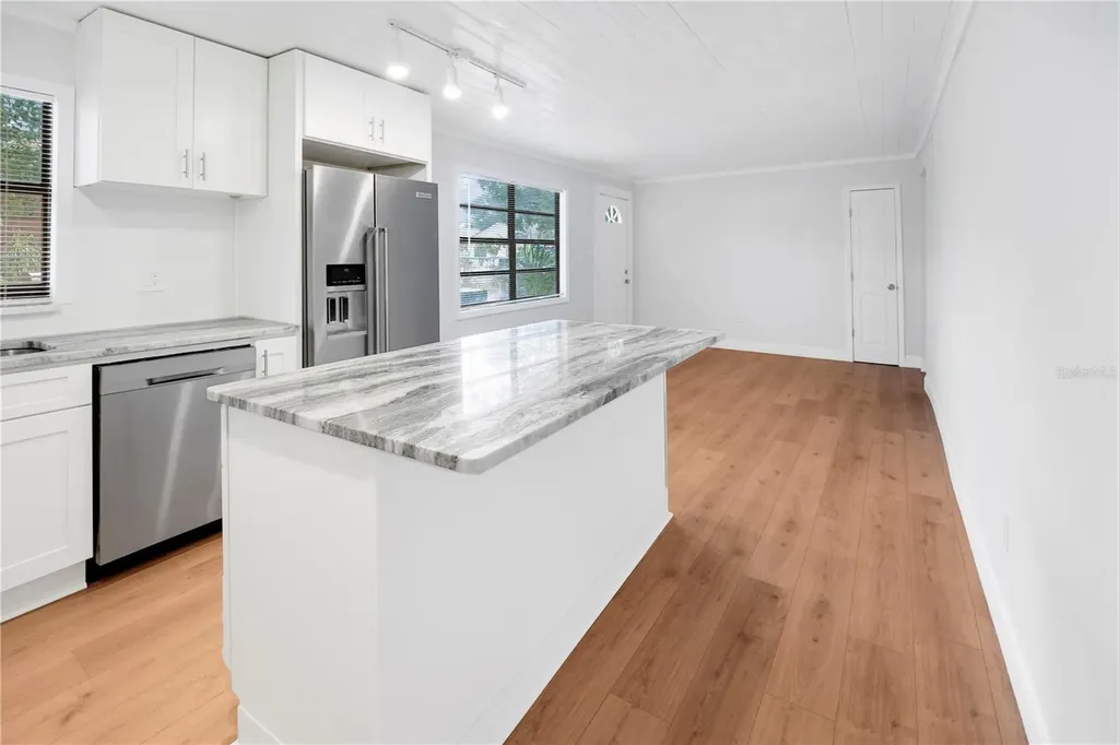 6425 S Richard Avenue Tampa FL 33616