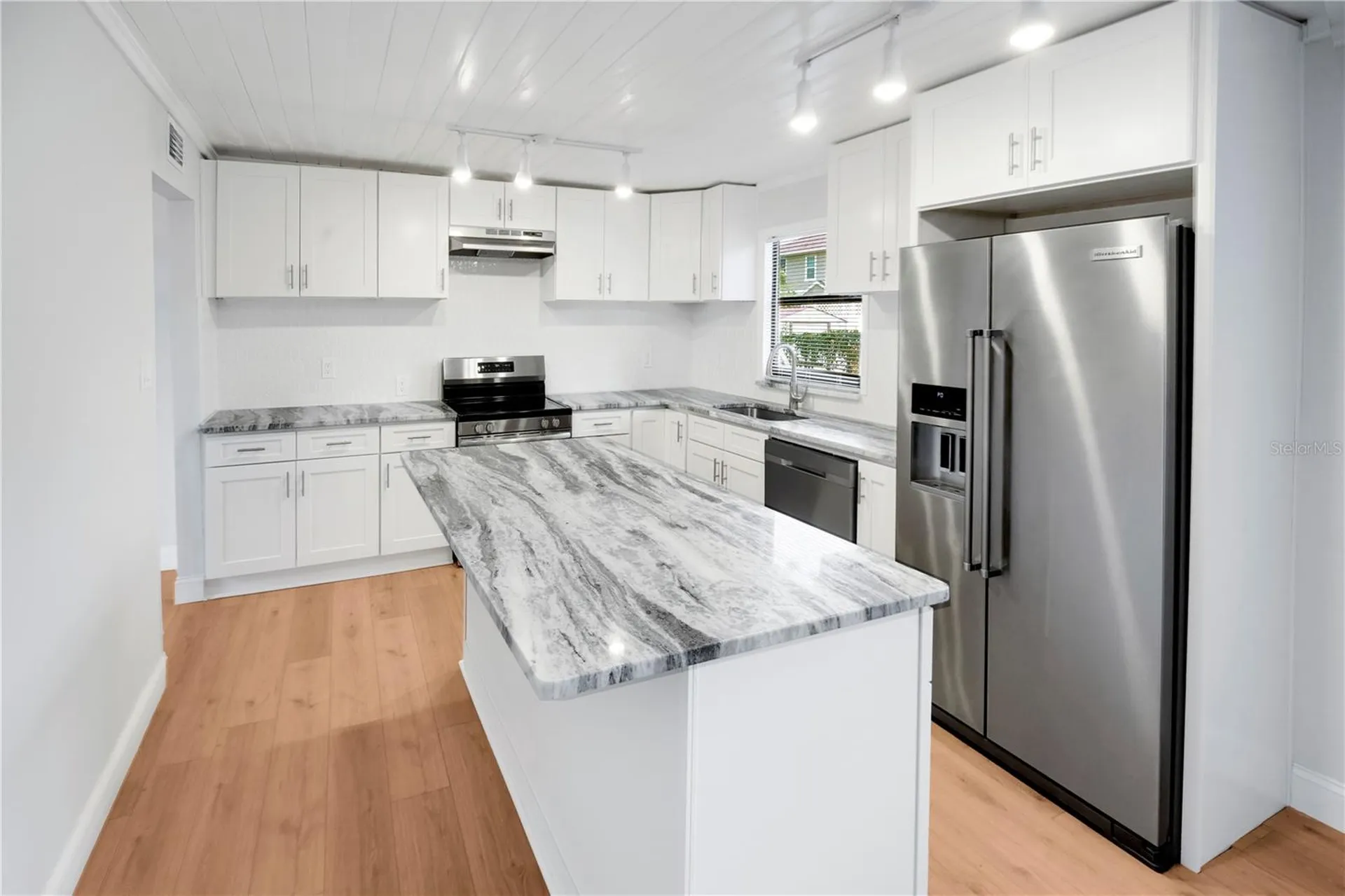 6425 S Richard Avenue Tampa FL 33616