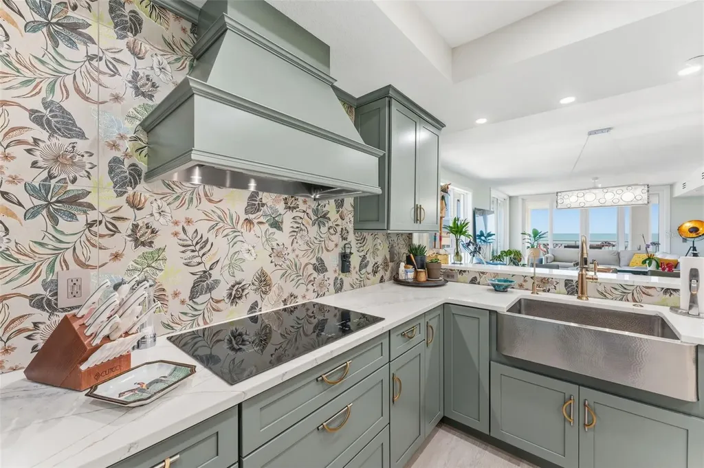 2 15th Avenue Indian Rocks Beach FL 33785