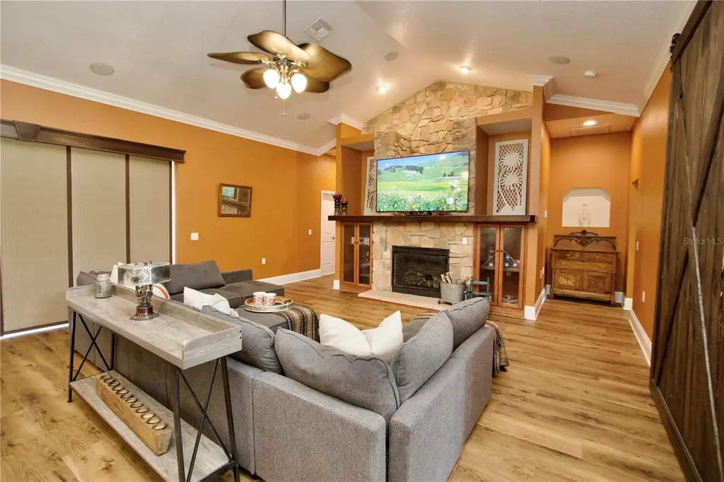 32112 Jack Russell Court Dade City FL 33525
