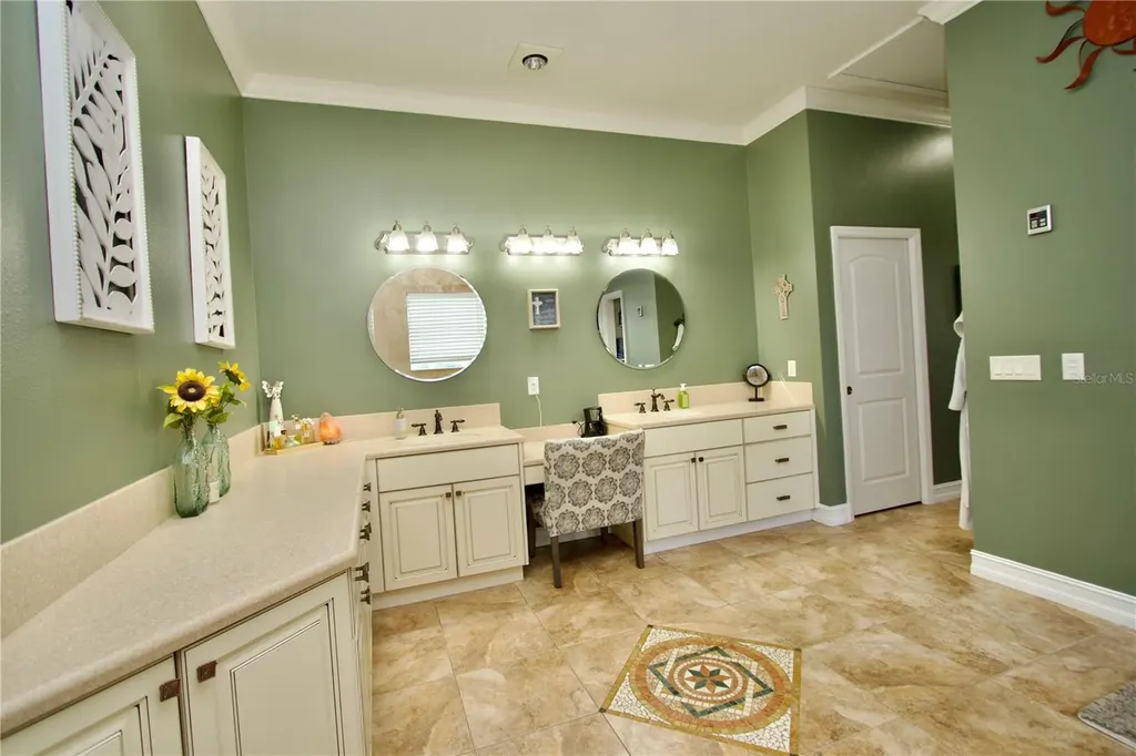 32112 Jack Russell Court Dade City FL 33525