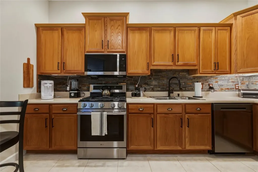 565 Greenleaf Lane Titusville FL 32780