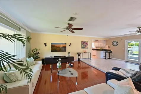 5111 23rd Avenue W Bradenton FL 34209