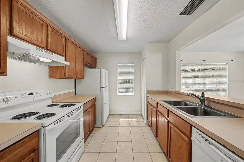 217 Penmark Stone Place Valrico FL 33594