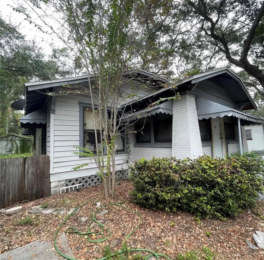 727 20th Avenue S St Petersburg FL 33705