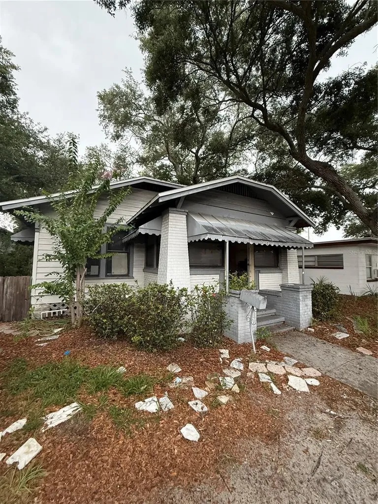 727 20th Avenue S St Petersburg FL 33705