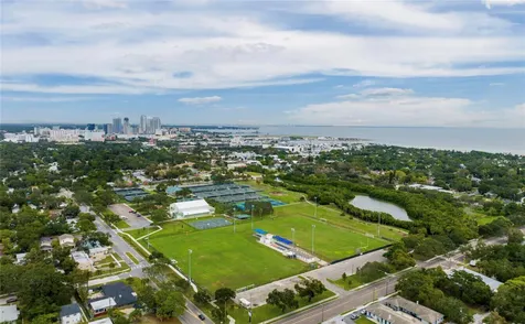 727 20th Avenue S St Petersburg FL 33705