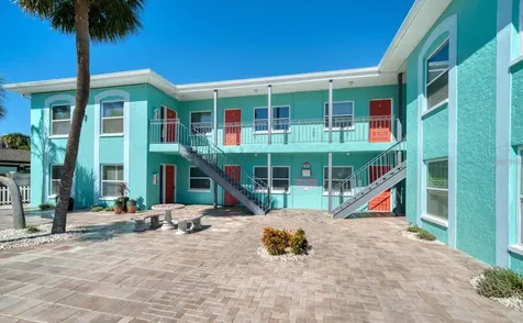 555 69th Avenue St Petersburg FL 33706