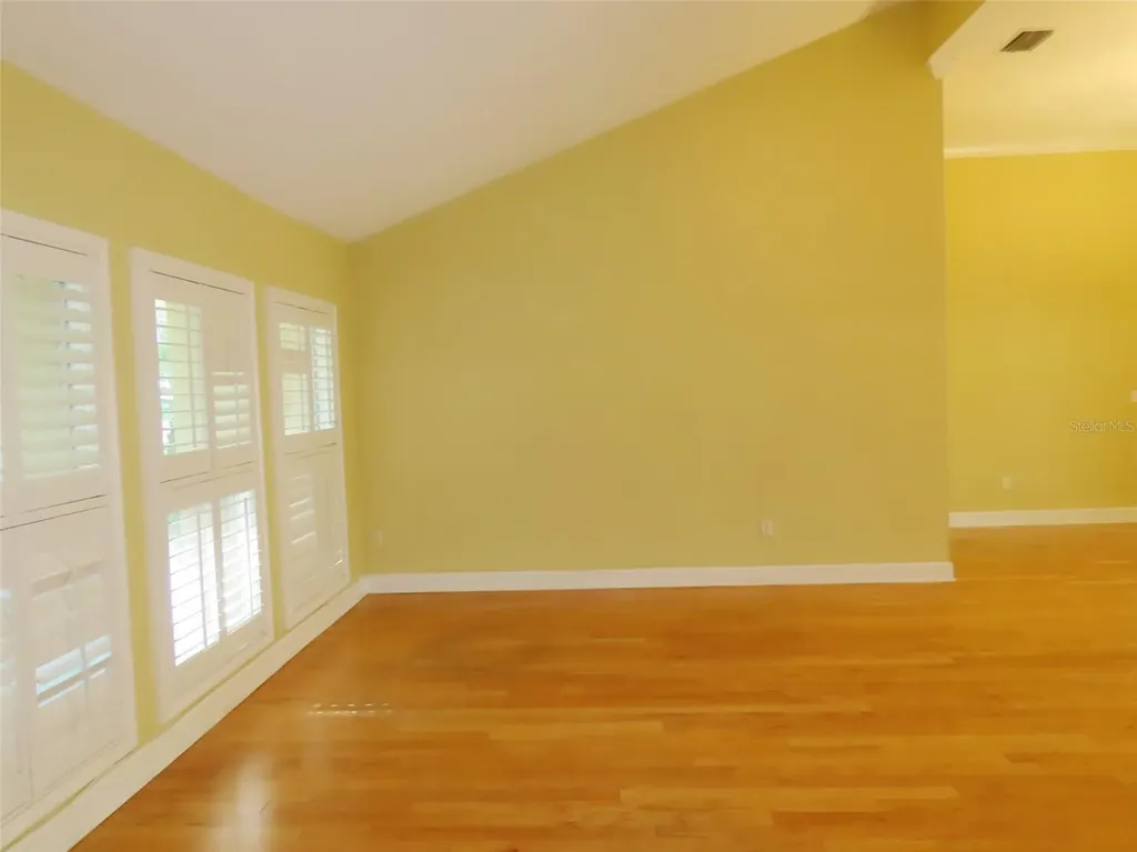 7555 Pine Valley Lane Seminole FL 33776