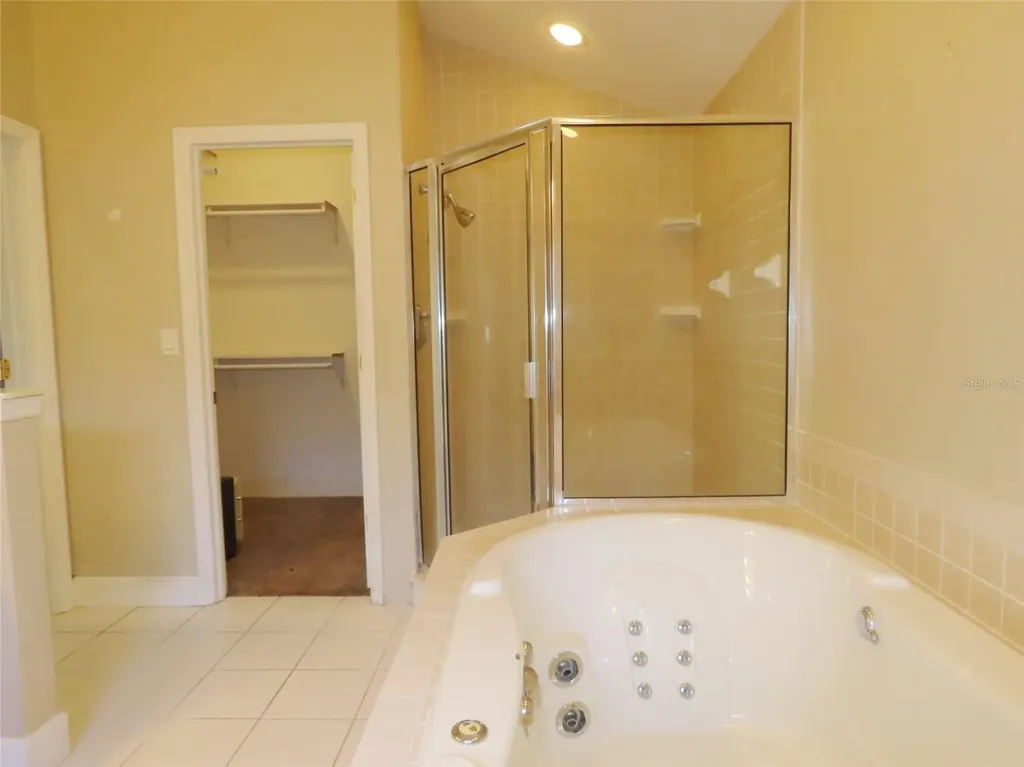 7555 Pine Valley Lane Seminole FL 33776