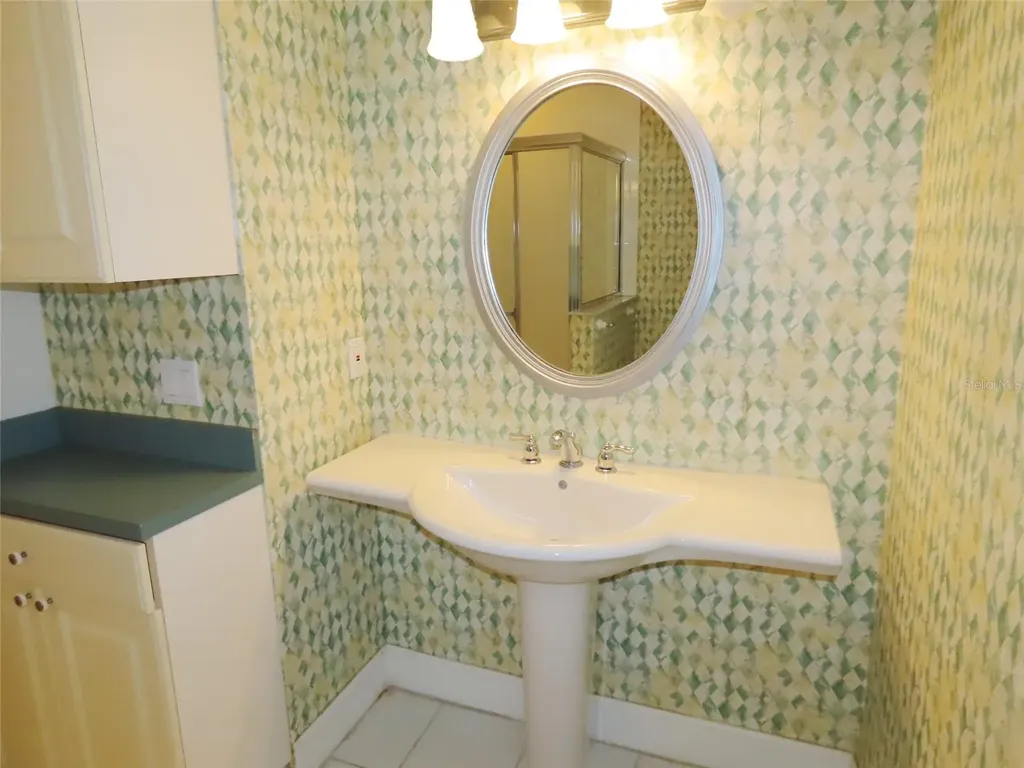 7555 Pine Valley Lane Seminole FL 33776