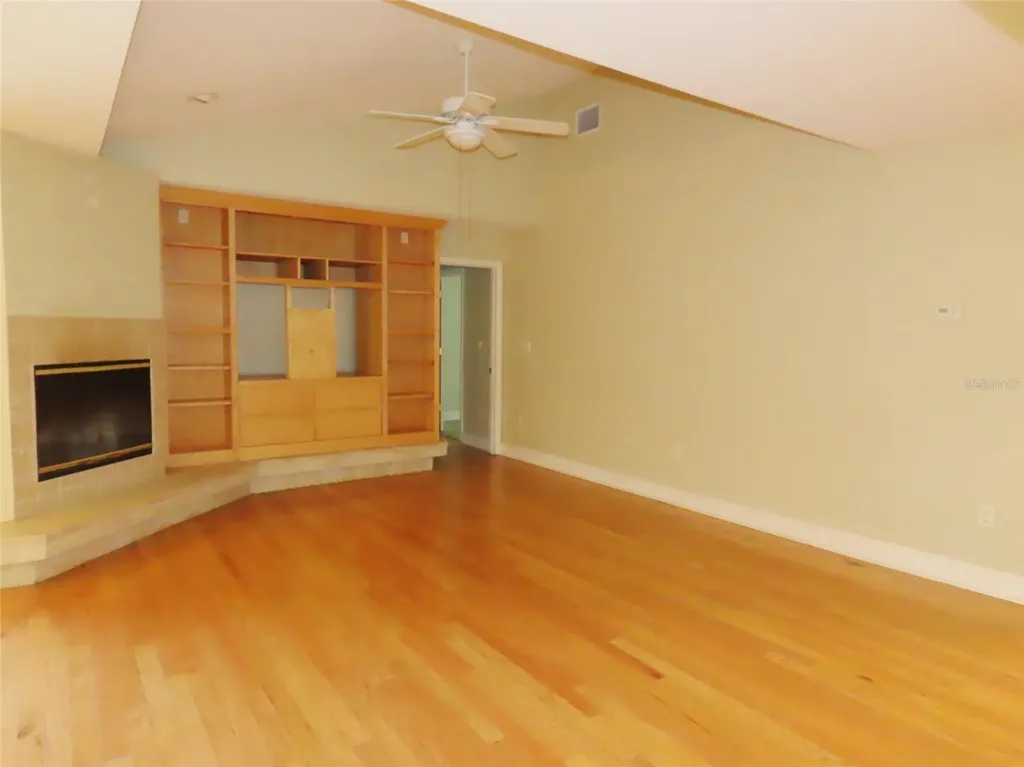 7555 Pine Valley Lane Seminole FL 33776