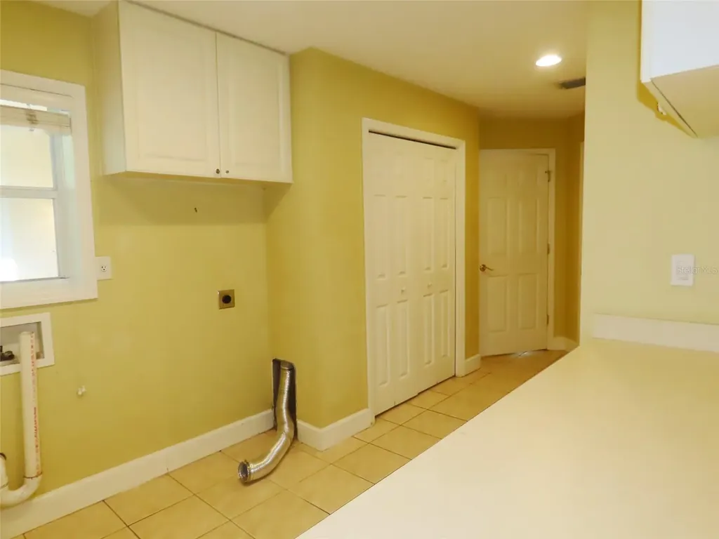 7555 Pine Valley Lane Seminole FL 33776