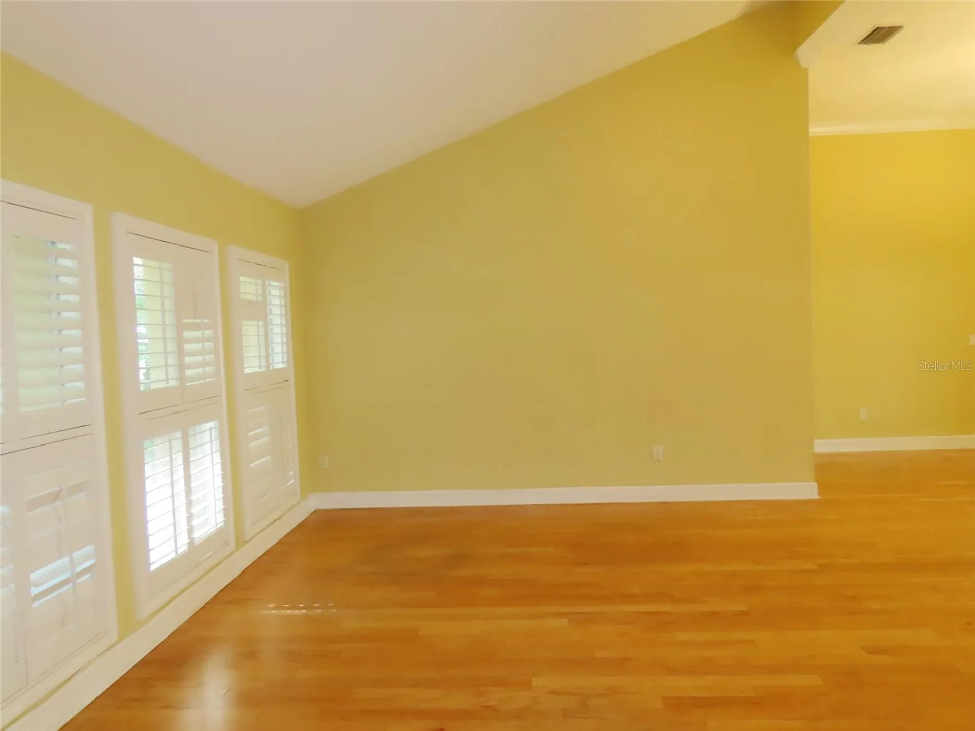 7555 Pine Valley Lane Seminole FL 33776