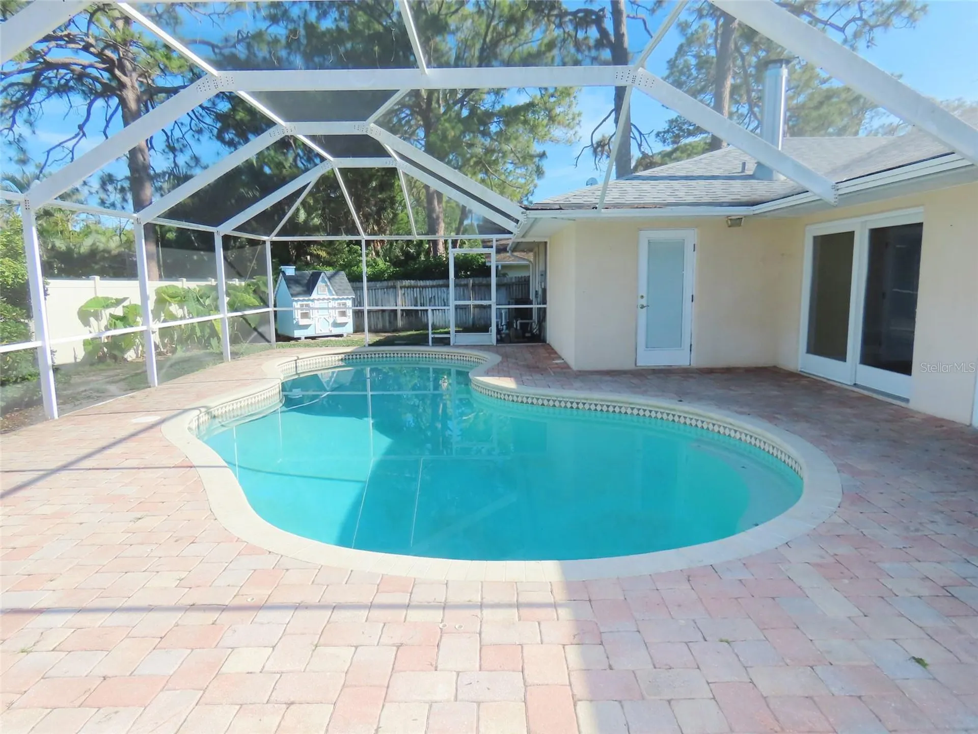 7555 Pine Valley Lane Seminole FL 33776