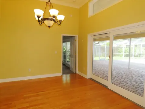 7555 Pine Valley Lane Seminole FL 33776