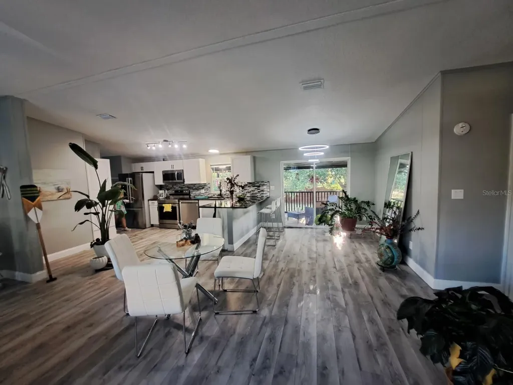 3707 Silver Lake Drive Kissimmee FL 34744