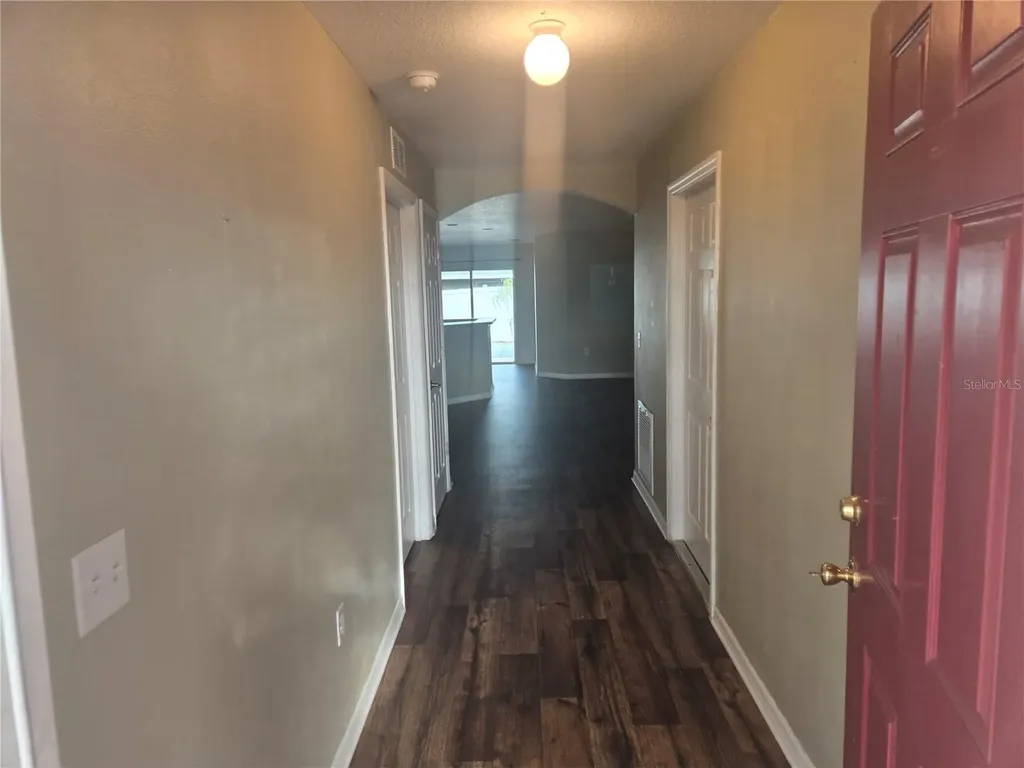 1421 9th Street SE Ruskin FL 33570