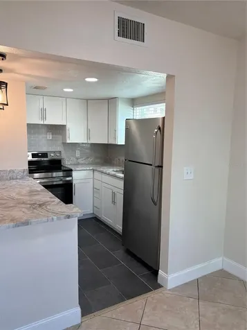 555 69th Avenue St Petersburg FL 33706