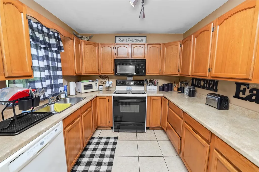 517 Tanglewood Drive Auburndale FL 33823