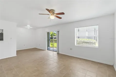 2569 N Alafaya Trail Orlando FL 32826