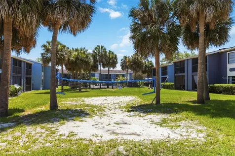 2569 N Alafaya Trail Orlando FL 32826