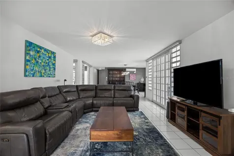 B-31 Poppy Street Parque Forestal San Juan PR 00926