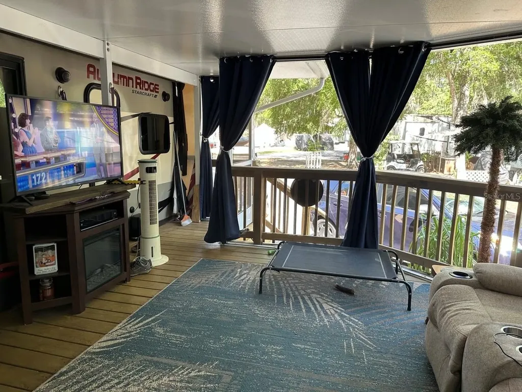 25208 NE 143rd Street Salt Springs FL 32134