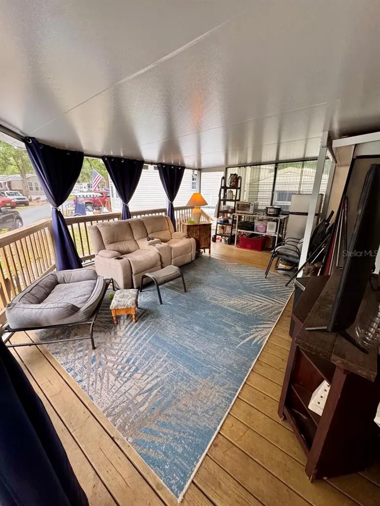 25208 NE 143rd Street Salt Springs FL 32134